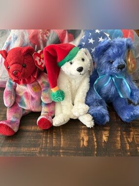 Ty Plush Bear- July, Snowdrift, River